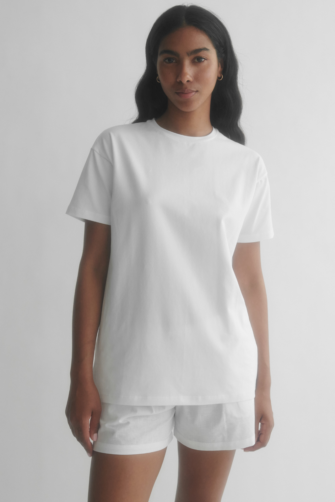 White Basic T-shirt 