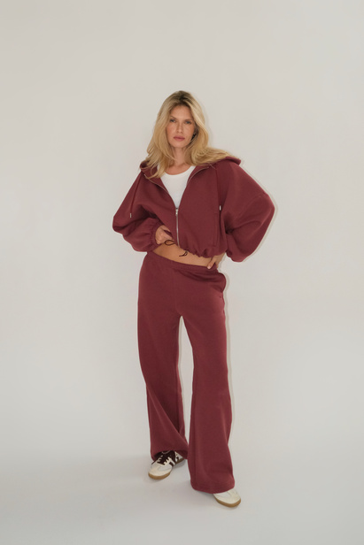 Wide Sweatpants "Rene" in Burgundy with Fleece