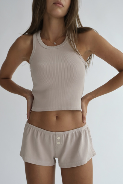 Distressed Top in Powder