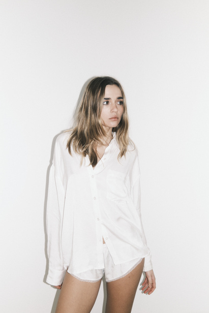 Off White Shirt "Alva"